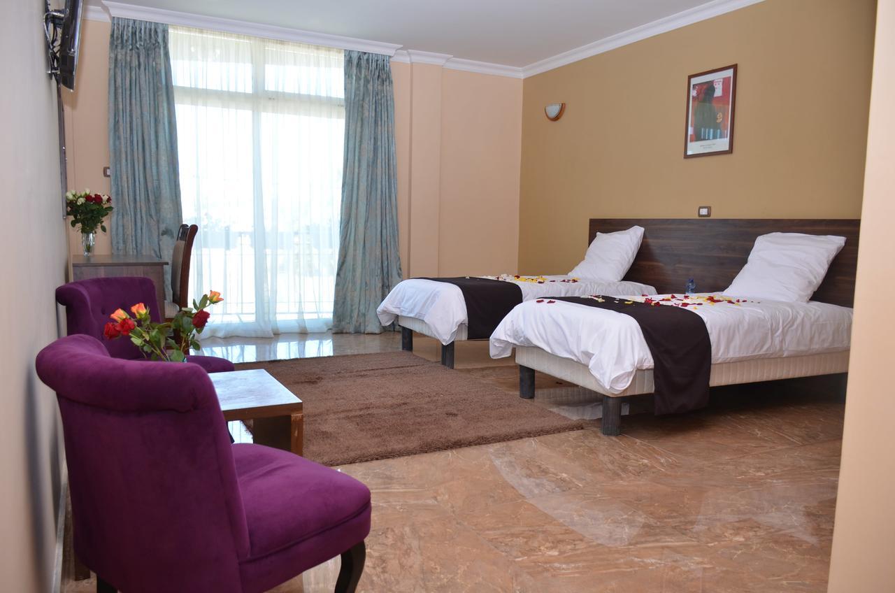 Melodie Hotel Addis Abeba Exterior foto