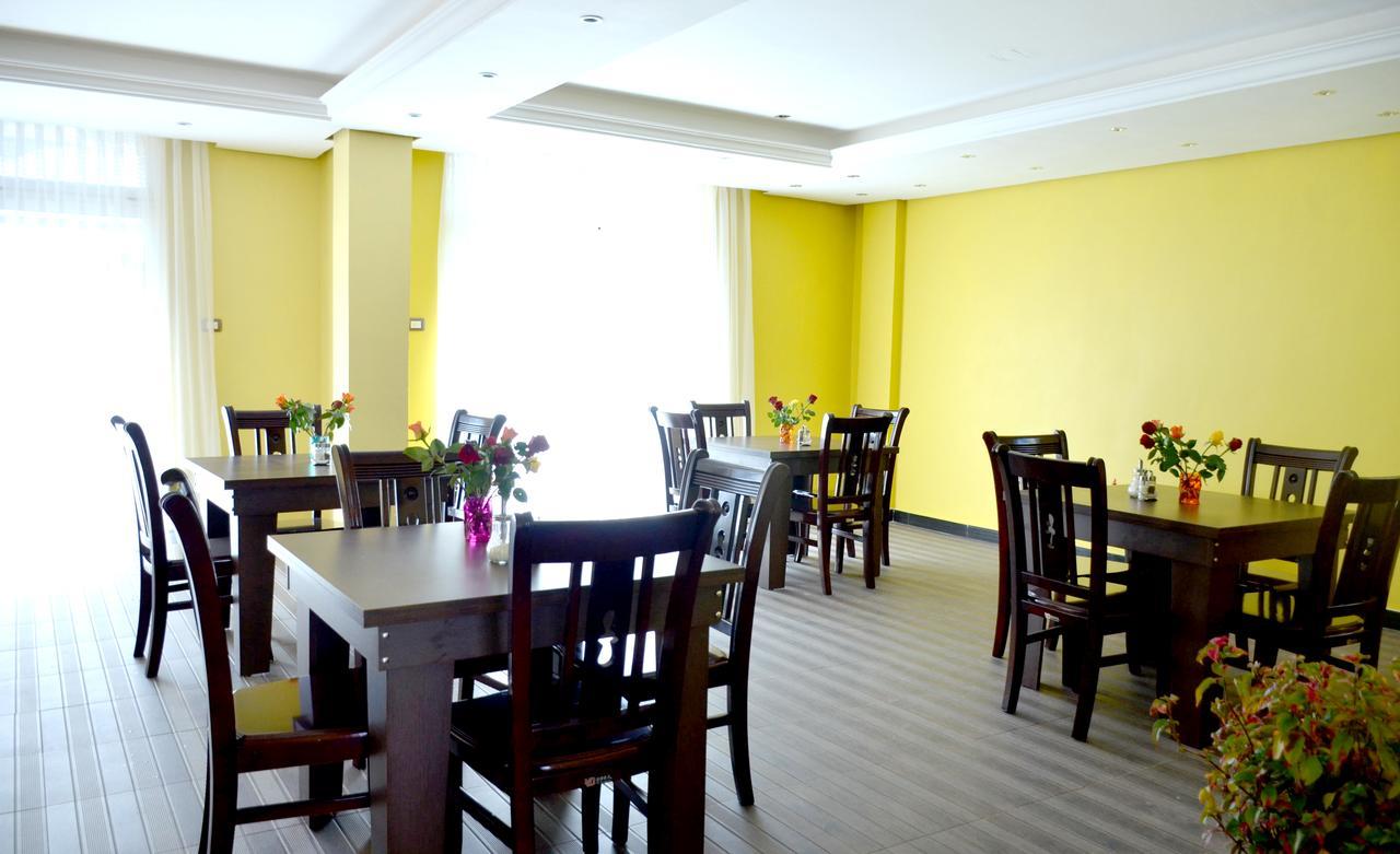 Melodie Hotel Addis Abeba Exterior foto