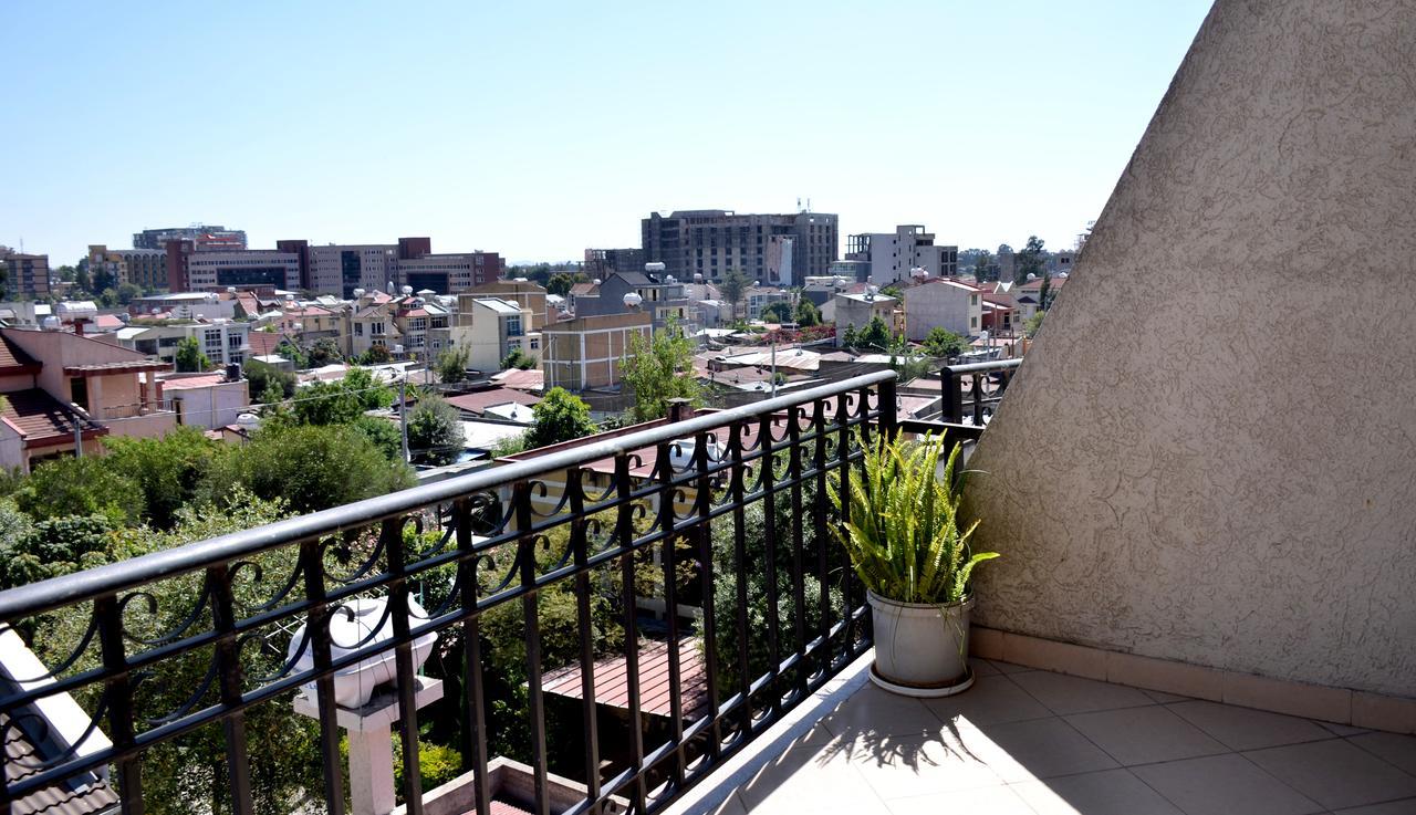 Melodie Hotel Addis Abeba Exterior foto