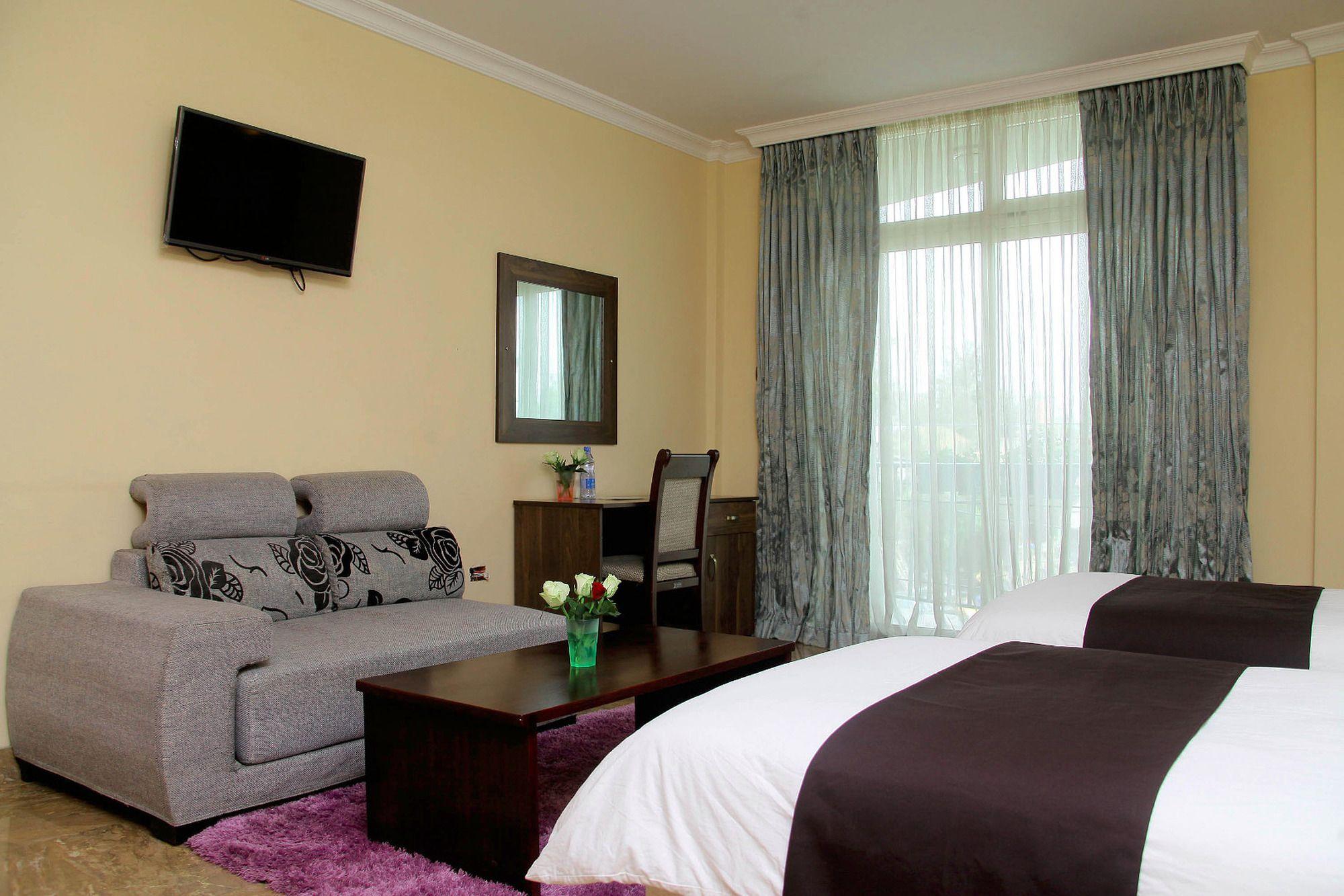 Melodie Hotel Addis Abeba Exterior foto