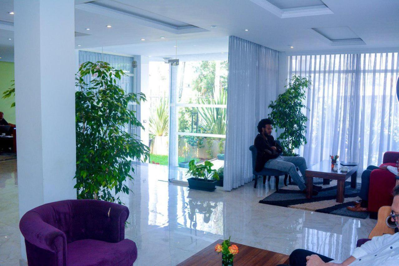 Melodie Hotel Addis Abeba Exterior foto