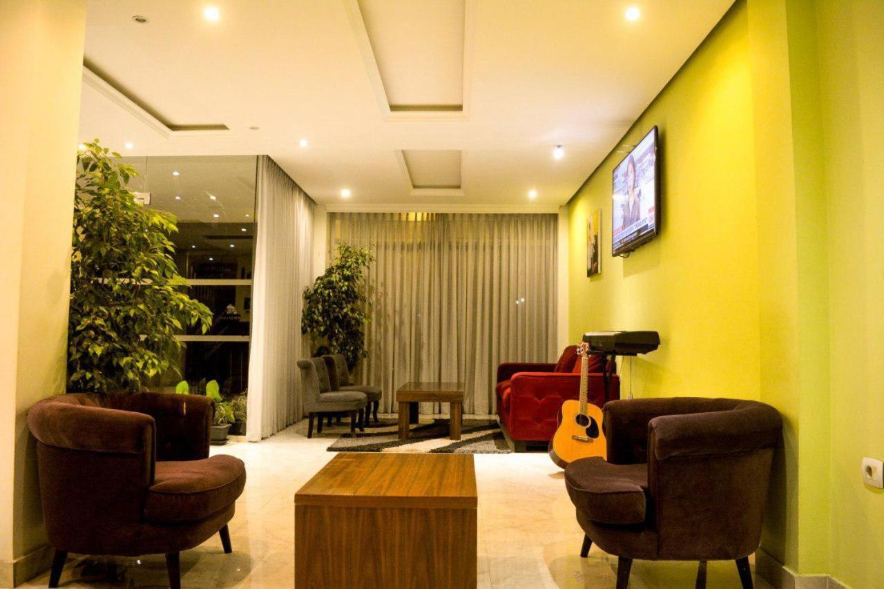 Melodie Hotel Addis Abeba Exterior foto