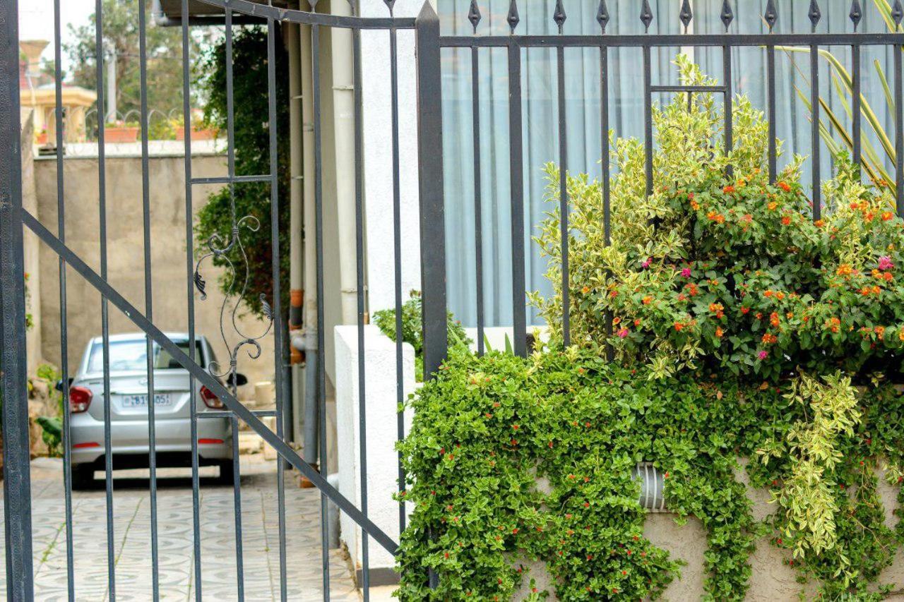 Melodie Hotel Addis Abeba Exterior foto