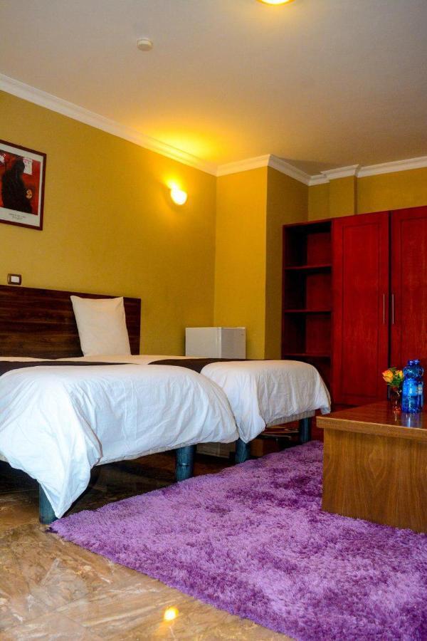 Melodie Hotel Addis Abeba Exterior foto