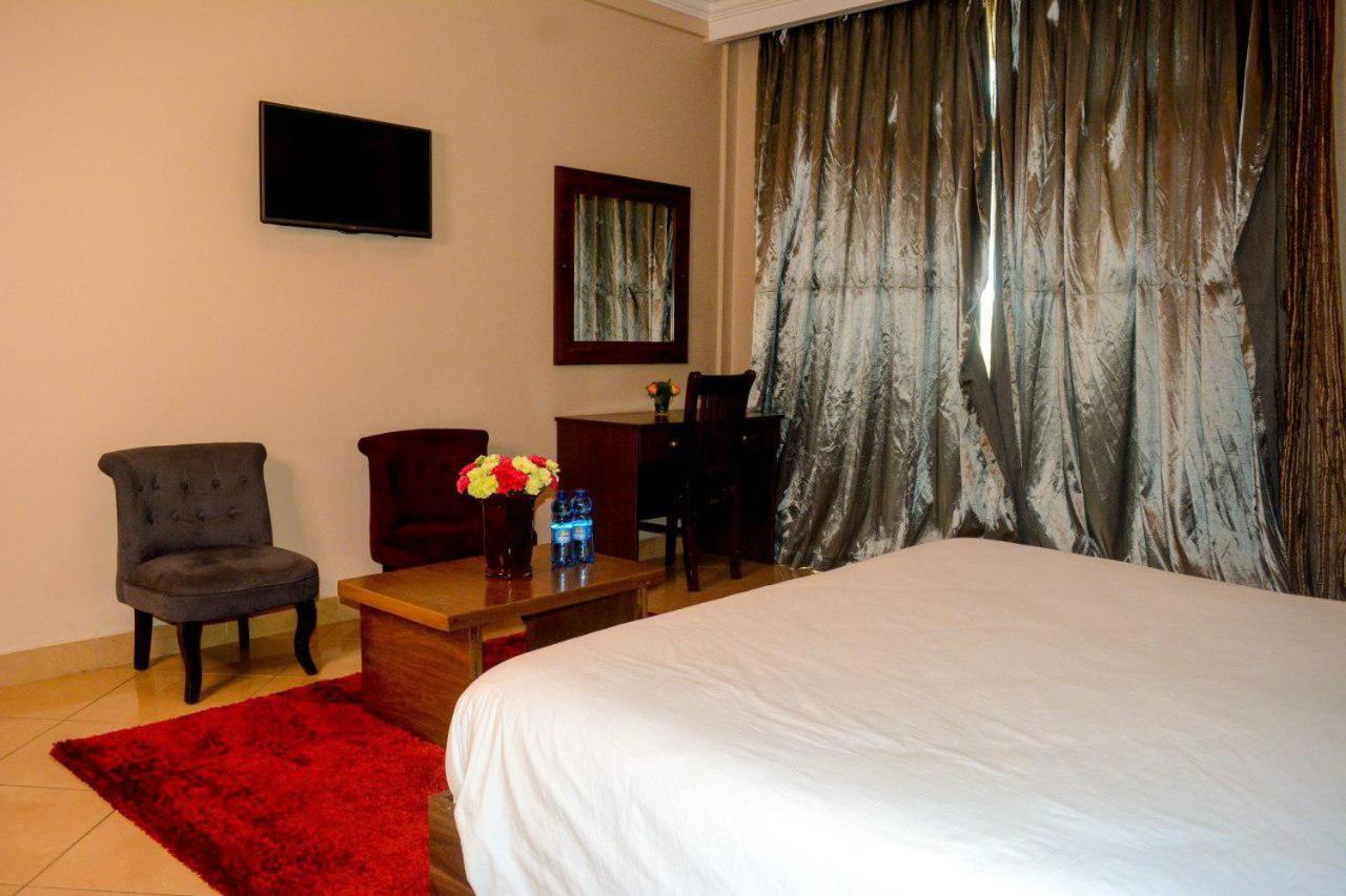 Melodie Hotel Addis Abeba Exterior foto