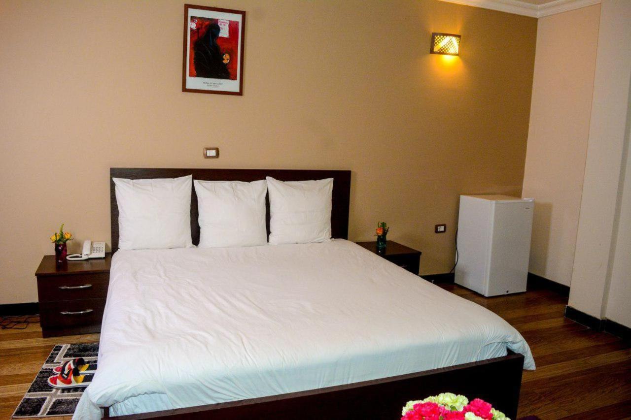Melodie Hotel Addis Abeba Exterior foto