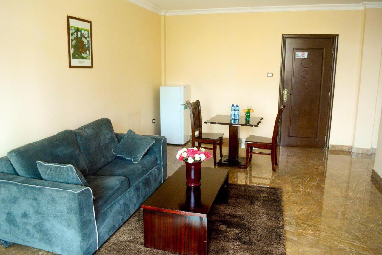 Melodie Hotel Addis Abeba Exterior foto